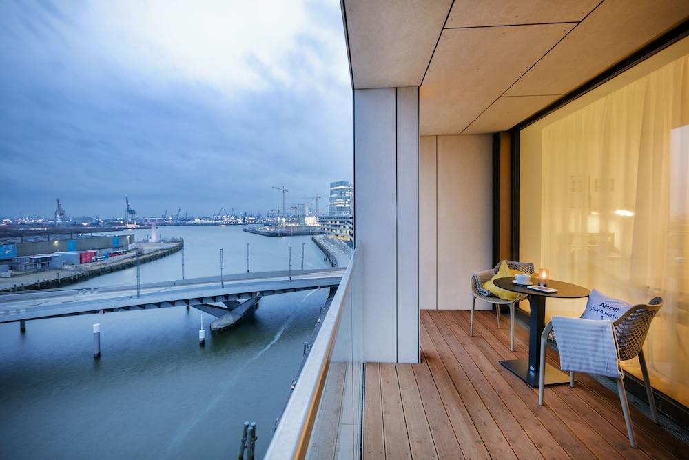 Jufa Hotel Hamburg Hafencity Exterior photo