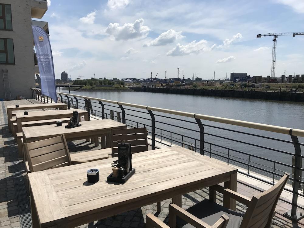Jufa Hotel Hamburg Hafencity Exterior photo